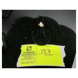 APPEARS TO BE 14K GOLD TEAR DROP MOTHER OF PEARL R