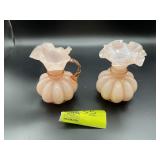 GROUP INCLUDING WHAT APPEARS TO BE VINTAGE FENTON