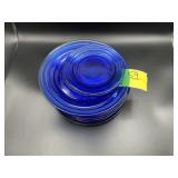GROUP OF BLUE COBALT COLORED DINNER PLATES AND SAU