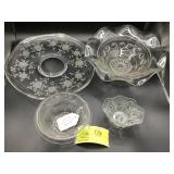 GROUP OF CLEAR GLASS AND PRESSED GLASS SERVING PIE
