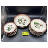 GROUP OF LARGE DECORATIVE SERVING PLATTERS MILK GL