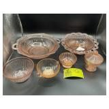 GROUP OF VINTAGE PINK DEPRESSION GLASS SERVING PIE