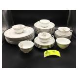 APPROXIMATELY 31 PIECES OF DIAMOND CHINA ROMANCE P