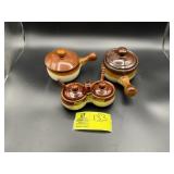 GROUP INCLUDING SOUP POTS WITH LID AND HANDLE AND
