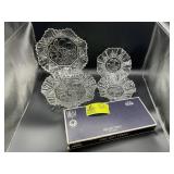 GROUP OF CLEAR GLASS SERVING PIECES CENTER BOWLS R