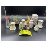 LARGE GROUP OF MISCELLANEOUS SALT AND PEPPER SHAKE