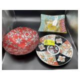 GROUP OF DECORATIVE SERVING PLATTERS TRAYS