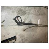 PRESSURE WASHING WAND WITH GUN AND EXTENSION
