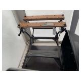 CRAFTSMAN PORTABLE CRAFT CENTER