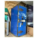 VINTAGE BLUE TRUNK