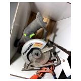 SHELF WITH MISCELLANEOUS ITEMS KAWASAKI 19.2 VOLT