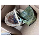 BOX OF MISC DECORATIVE BASKETS