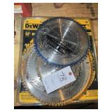 GROUP OF MISCELLANEOUS CIRCULAR SAW BLADES 12-IN D