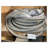 GROUP OF ASSORTED HOSES, 5/8 IN HYDRAULIC, AND 1/4