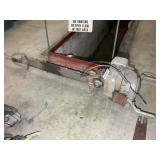 DISSTON HEAVY DUTY CHAIN SAW WITH MERCURY MODEL KB