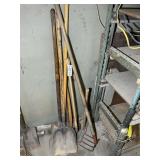 GROUP OF YARD TOOLS, SHOVEL, RAKE, AX, ETC