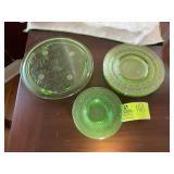 GROUP OF VINTAGE GREEN GLASS PLATES, CAKE PLATE