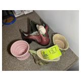 GROUP OF SMALL CERAMIC PLANTERS SOME MCCOY SOME DA