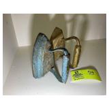 PAIR OF VINTAGE CAST IRON IRONS