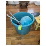 LARGE TURQUOISE TUB WITH MISCELLANEOUS KIDS BALLS