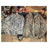 PAIR OF HUNTING JACKETS, BROWNING XL, HODGMAN L, W