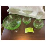 GROUP OF VINTAGE GREEN GLASS BOWLS