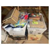 GROUP OF YARN, SEWING ITEMS