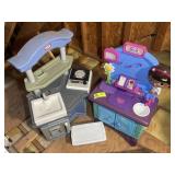 DOC MCSTUFFINS KIDS PLAY SET AND LITTLE TYKES KITC