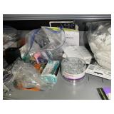 GROUP OF OFFICE SUPPLIES, PENS, RUBBER BANDS, PUSH