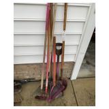 GROUP OF YARD TOOLS, RAKE, SHOVELS, ETC