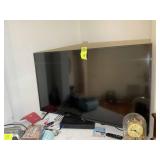 TCL ROKU TV MODEL 50S421 WITH REMOTE