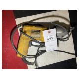 DEWALT DW890 18 GA SWIVEL HEAD SHEAR