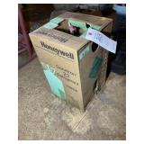 HONEYWELL R22 REFRIGERANT APPEARS TO BE NEW CONTAI