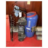 CAMPBELL HAUSFELD 200 PSI 20 GALLON AIR COMPRESSOR