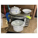 KITCHEN APPLIANCES INCLUDING OSTER TOASTER OVEN, C