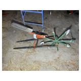 GROUP INCLUDING METAL SHOOTING TARGET AND SKEET TH