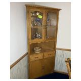 4 DOOR WOODEN CORNER CABINET, 36.5 IN X 25.5 IN X