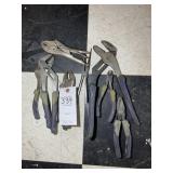 GROUP OF COBALT PLYERS