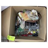 BOX WITH ASSORTED KITCHEN UTENSILS AND FLATWARE