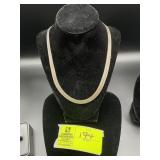 APPEARS TO BE MARKED 14K WHITE GOLD NECKLACE 20 IN