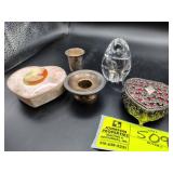 GROUP OF DECORATIVE ITEMS, JEWELRY/TRINKET BOXES,