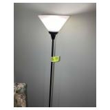 FLOOR LAMP, 71 IN TALL
