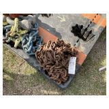 Pair of chains with hooks