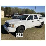 2005 Dodge Dakota 4 door with V8.               MI
