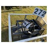 Unused Landhonor Mini skid steer grapple bucket, 2