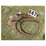 Wagon wheel 36in diameter and brackets and hiling