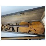 VINTAGE WOODEN VIOLIN WITH WOODEN BOX, BODY APPROX