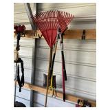 GROUP OF YARD TOOLS, INCLUDING RAKE, SHOVEL, LOPPE