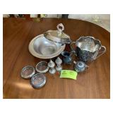 GROUP OF SILVER PLATED SERVING DISHES, SALT N PEPP