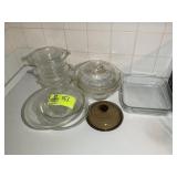 GROUP OF CLEAR PYREX BAKING DISHES
